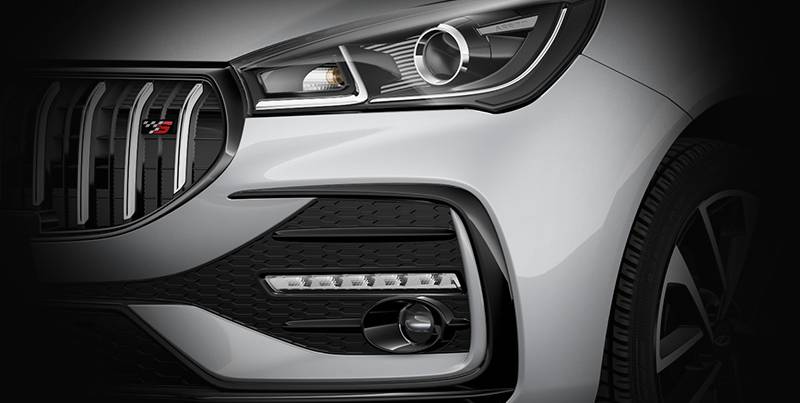 Advanced LED Headlights with Signature DRLs for Bold Modern Look