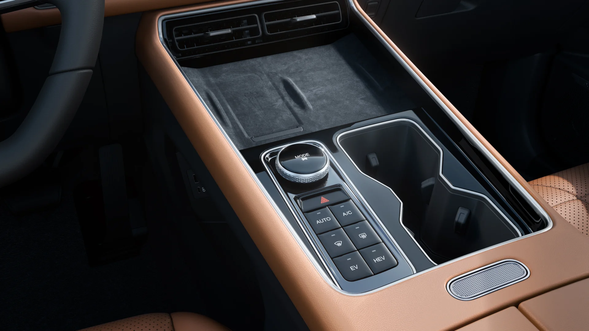 Embossed Knob with Diamond-Shaped Argyle